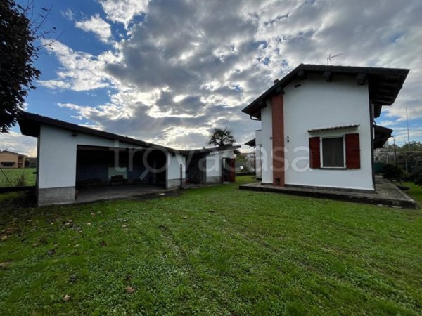 casa indipendente in vendita a Torre d'Arese