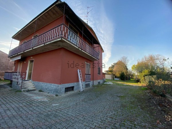 casa indipendente in vendita a Torre d'Arese