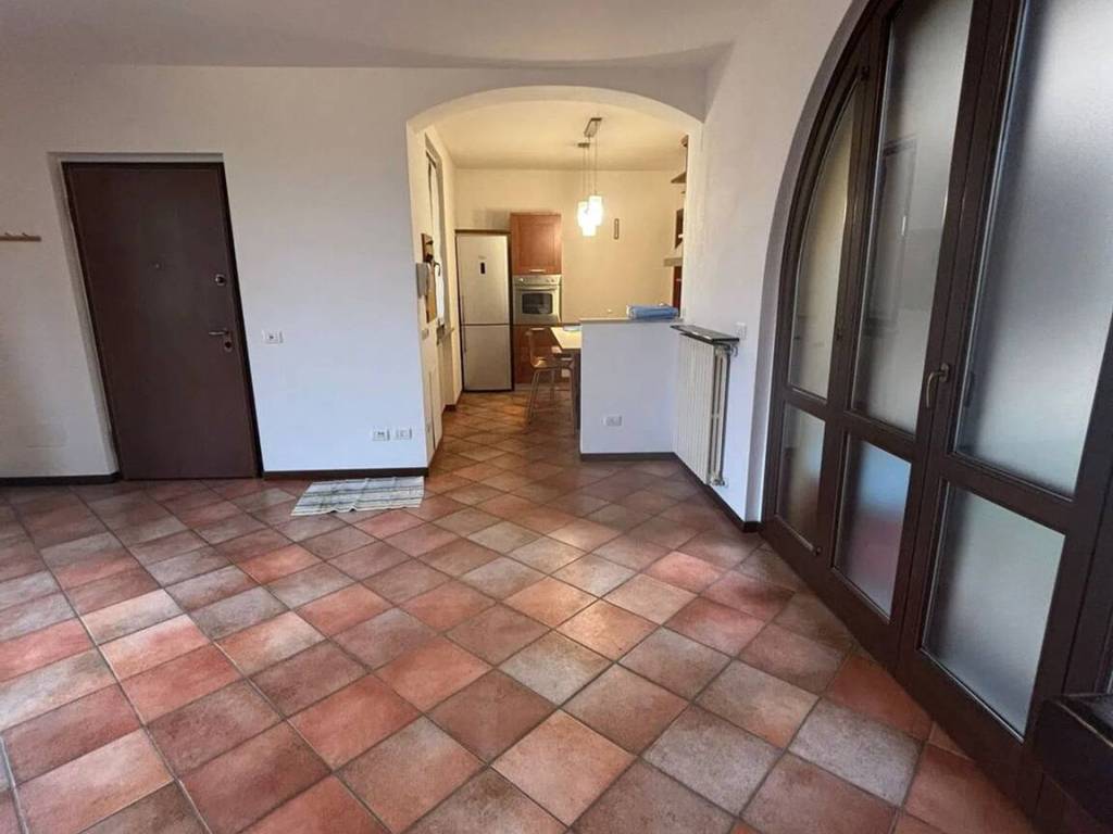 appartamento in vendita a Torre d'Isola in zona Cascina Campagna