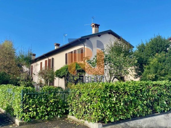 casa indipendente in vendita a Torre d'Isola
