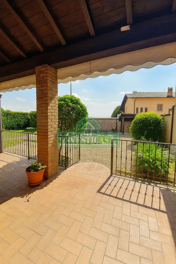 casa indipendente in vendita a Torre d'Isola