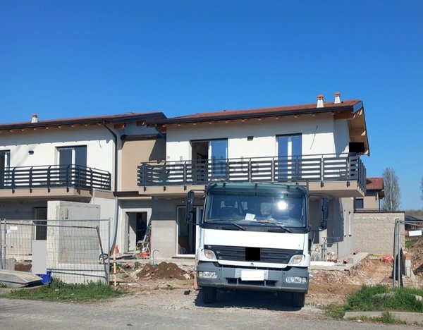 appartamento in vendita a Torre d'Isola