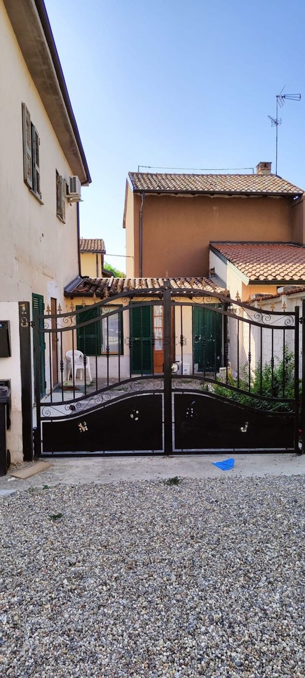 casa indipendente in vendita a Torre d'Isola