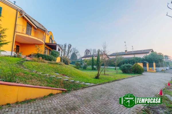 casa indipendente in vendita a Torre d'Isola