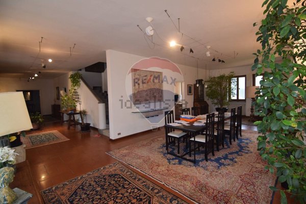 casa indipendente in vendita a Torre d'Isola in zona Cascina Sette Filagni