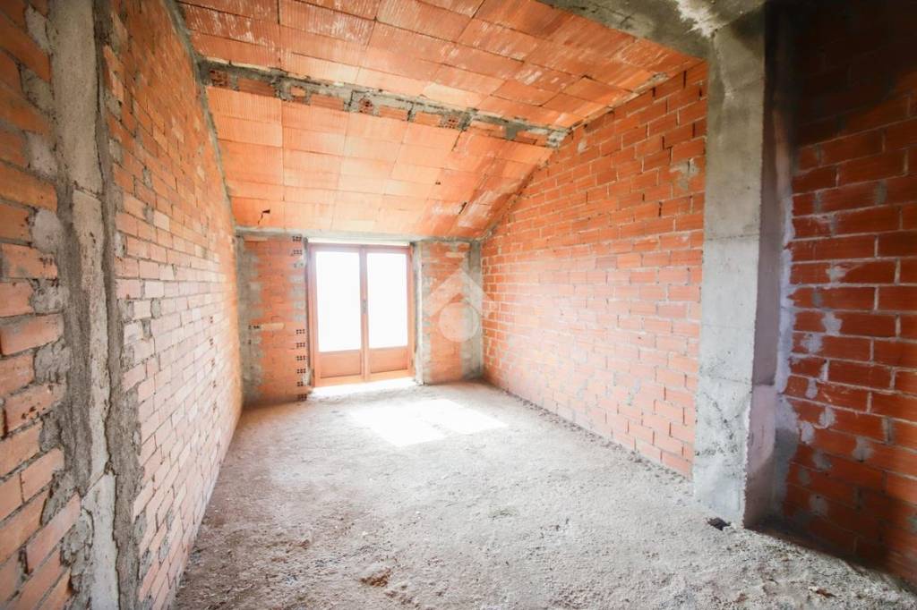casa indipendente in vendita a Lombardore