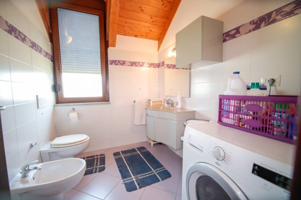casa indipendente in vendita a Lombardore