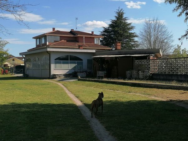 casa indipendente in vendita a Lombardore