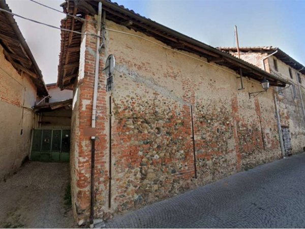 casa indipendente in vendita a Lombardore