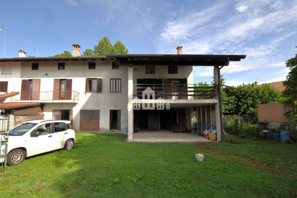 casa indipendente in vendita a Lombardore