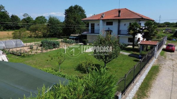 casa indipendente in vendita a Lombardore
