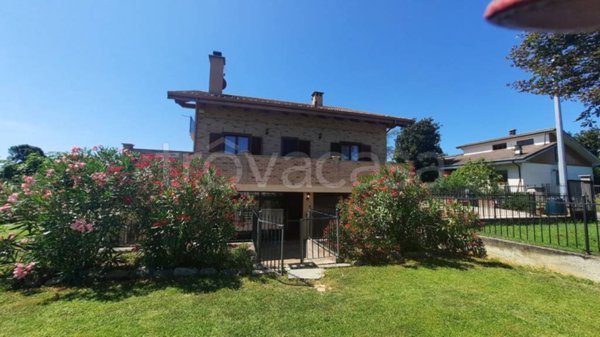 casa indipendente in vendita a Lombardore