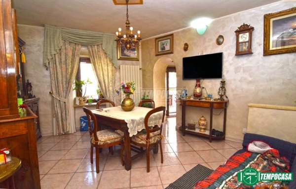 casa indipendente in vendita a Lombardore