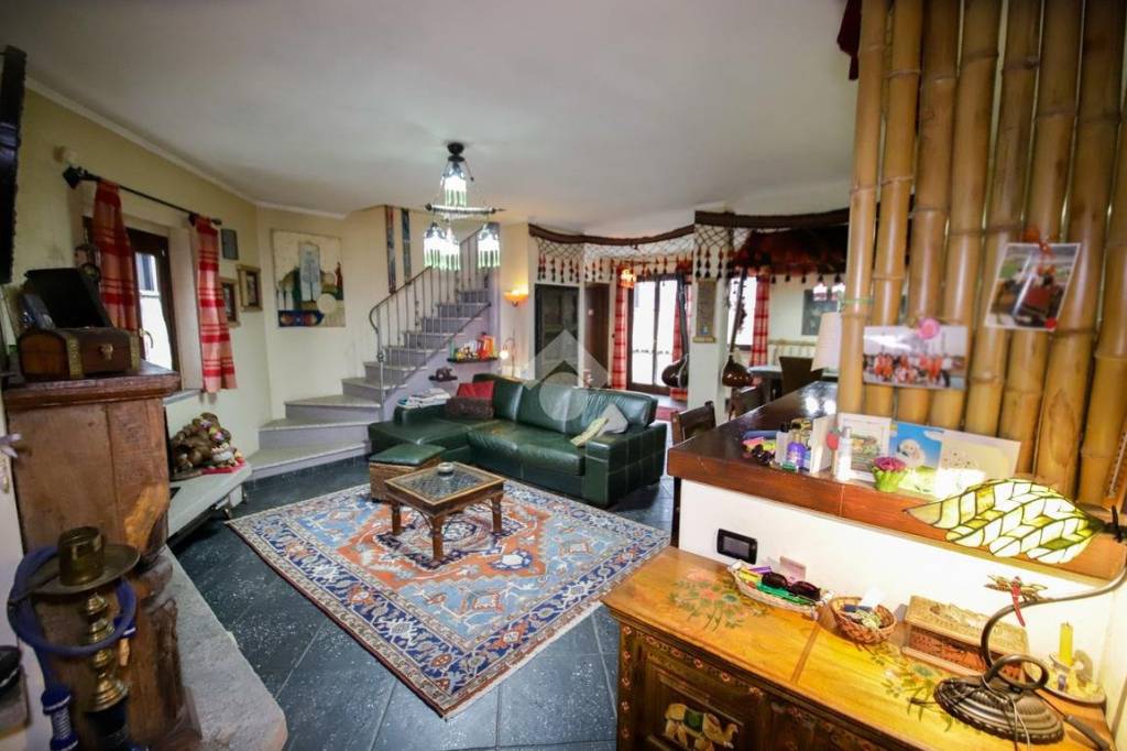 casa indipendente in vendita a Lombardore