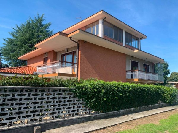casa indipendente in vendita a Lombardore
