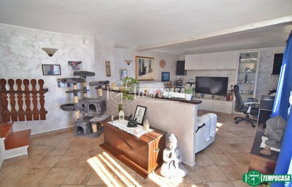 casa indipendente in vendita a Lombardore