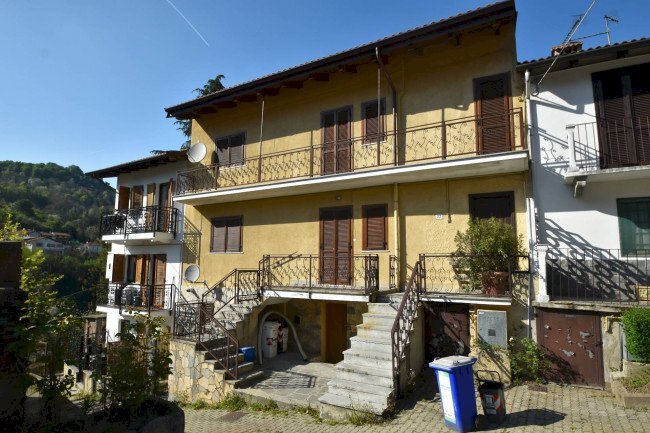 casa indipendente in vendita a Lombardore