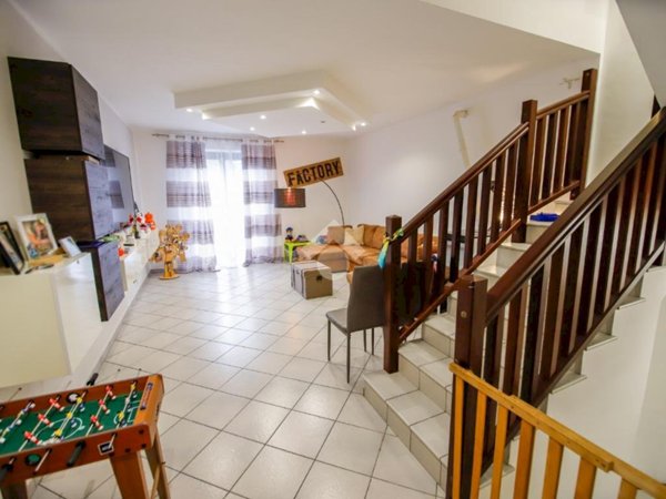 casa indipendente in vendita a Lombardore