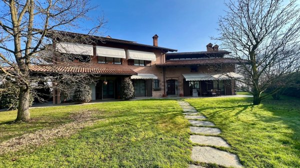 casa indipendente in vendita a Lombardore