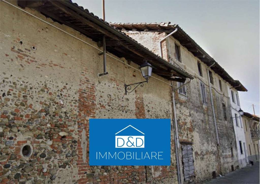 casale in vendita a Lombardore