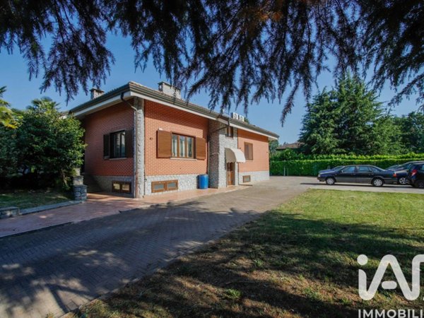 casa indipendente in vendita a Lombardore