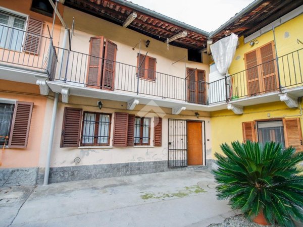 casa semindipendente in vendita a Lombardore
