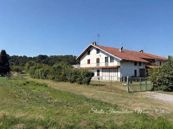 casa indipendente in vendita a Lombardore