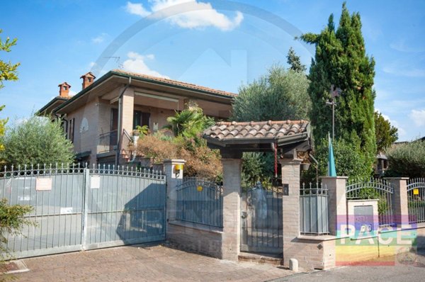 casa indipendente in vendita a Torrevecchia Pia in zona Vigonzone
