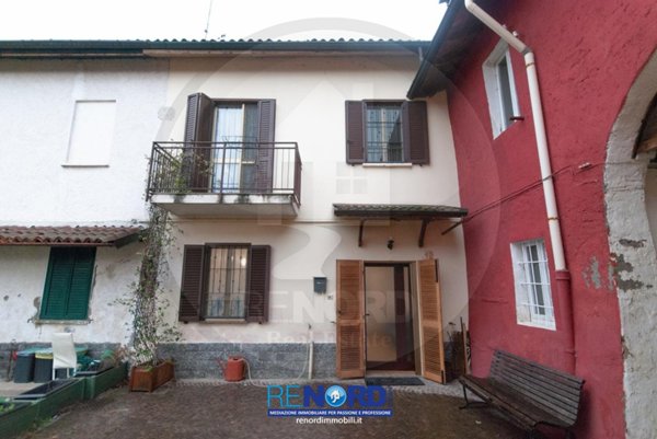 appartamento in vendita a Torrevecchia Pia in zona Cascina Colombara