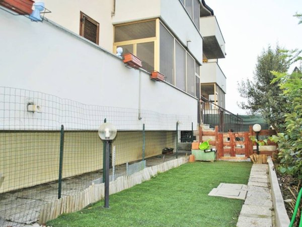 appartamento in vendita a Torrevecchia Pia in zona Zibido al Lambro