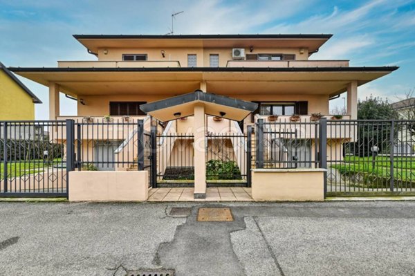 casa indipendente in vendita a Torrevecchia Pia