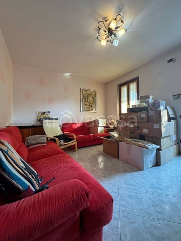 casa indipendente in vendita a Torrevecchia Pia