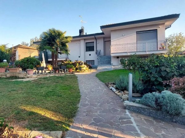 casa indipendente in vendita a Torrevecchia Pia in zona Vigonzone