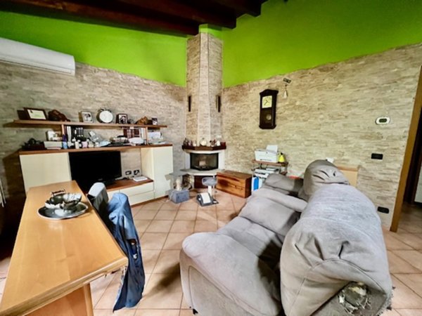 casa indipendente in vendita a Torrevecchia Pia in zona Vigonzone