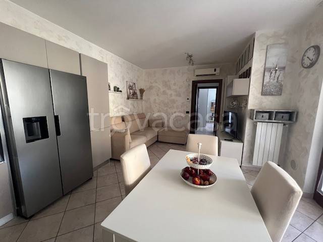 appartamento in vendita a Torrevecchia Pia