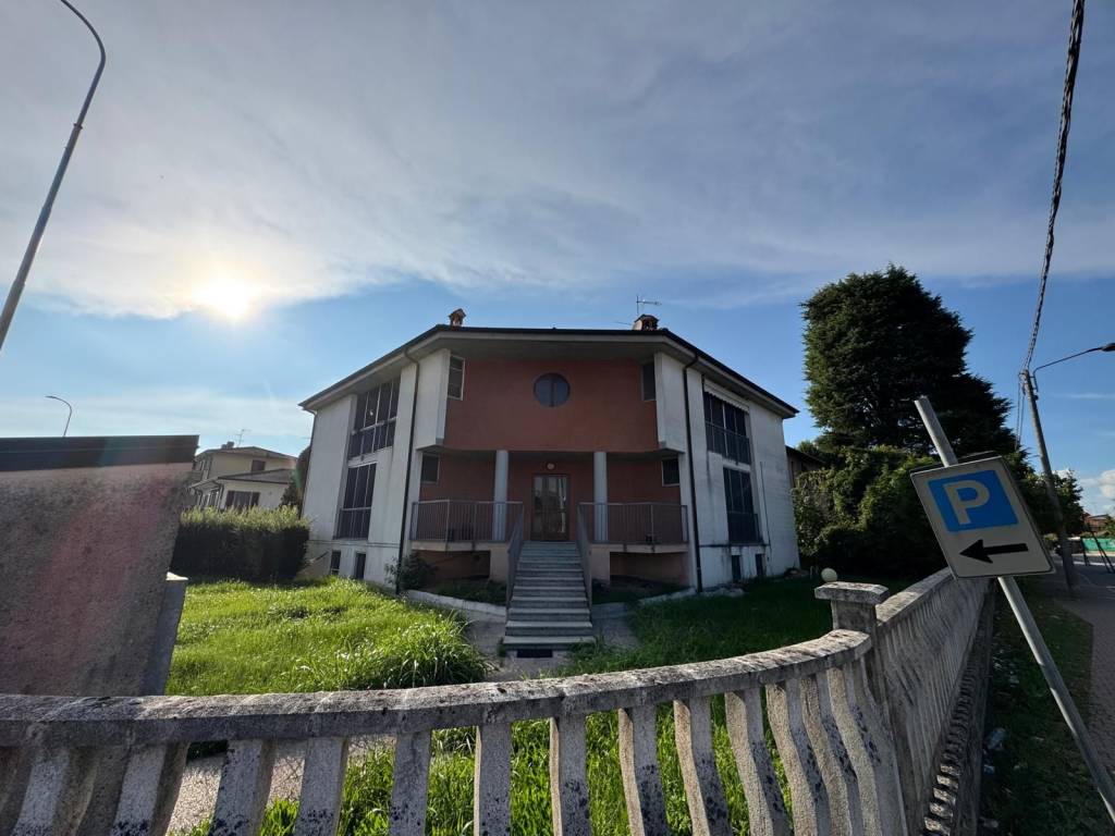 appartamento in vendita a Torrevecchia Pia