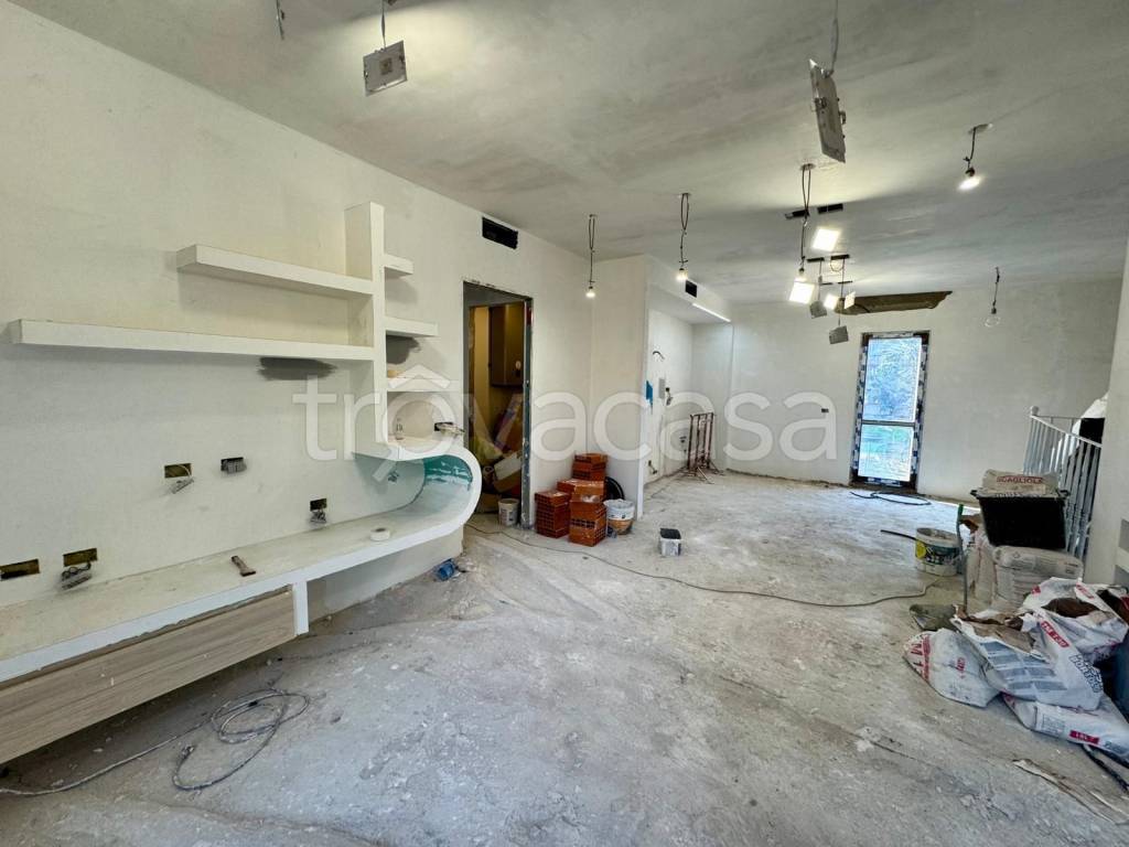 appartamento in vendita a Torrevecchia Pia