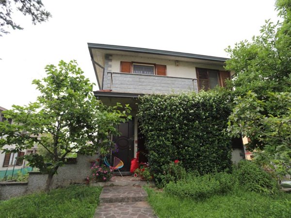 casa indipendente in vendita a Torrevecchia Pia