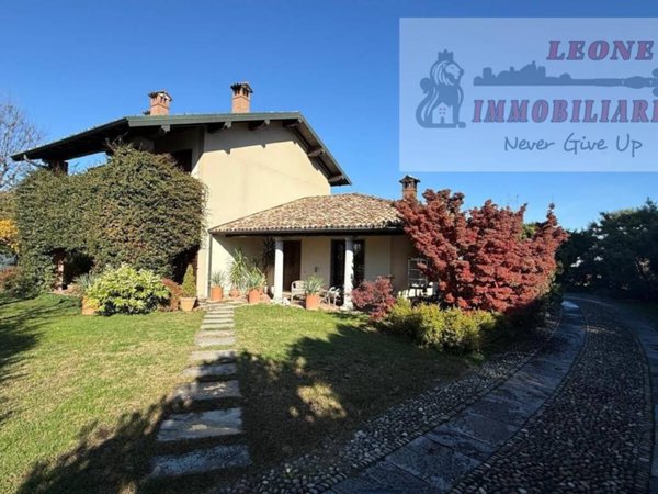 casa indipendente in vendita a Torrevecchia Pia in zona Zibido al Lambro