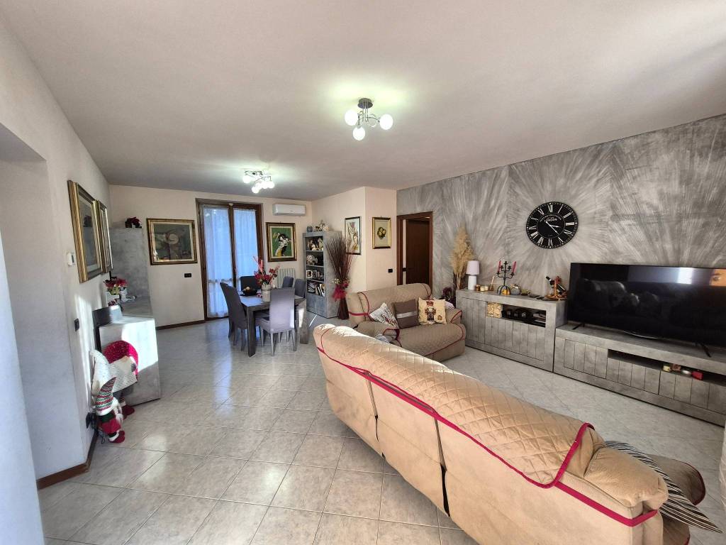 appartamento in vendita a Torrevecchia Pia in zona Vigonzone