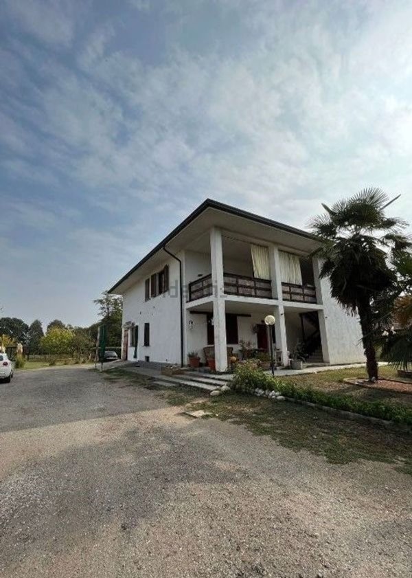 casa indipendente in vendita a Torrevecchia Pia