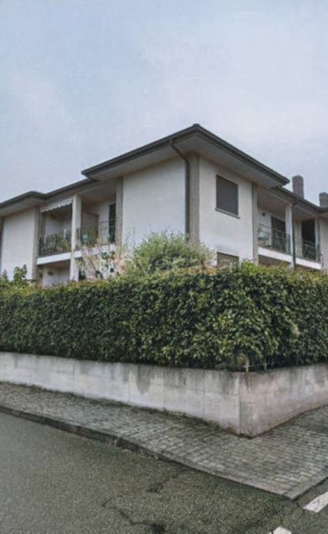 appartamento in vendita a Torrevecchia Pia