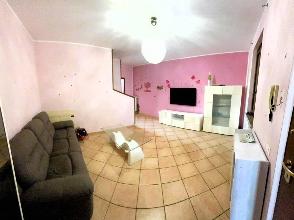 casa indipendente in vendita a Torrevecchia Pia