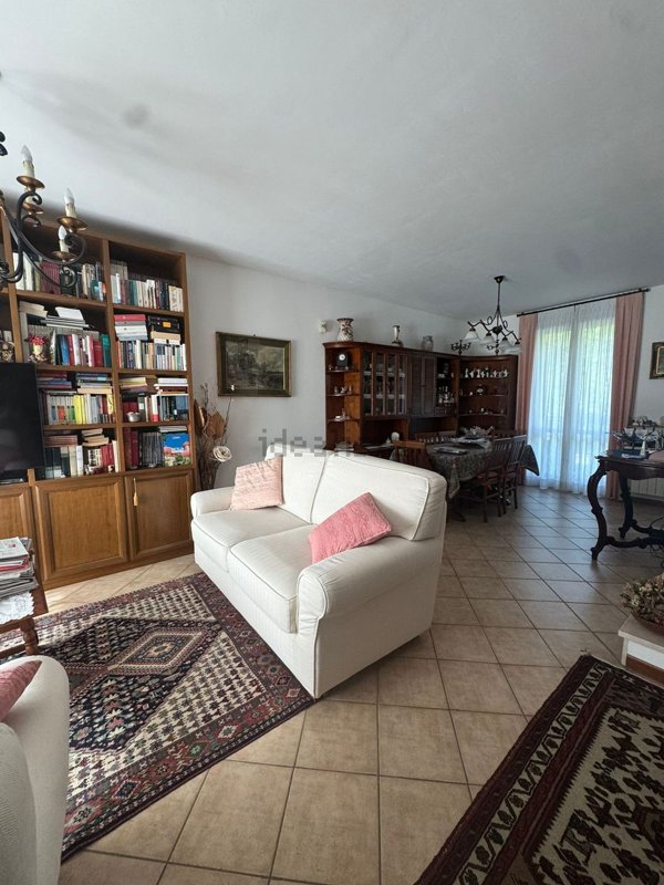 casa indipendente in vendita a Torrevecchia Pia in zona Zibido al Lambro