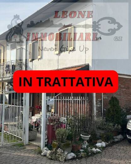casa indipendente in vendita a Torrevecchia Pia in zona Cascina Bianca