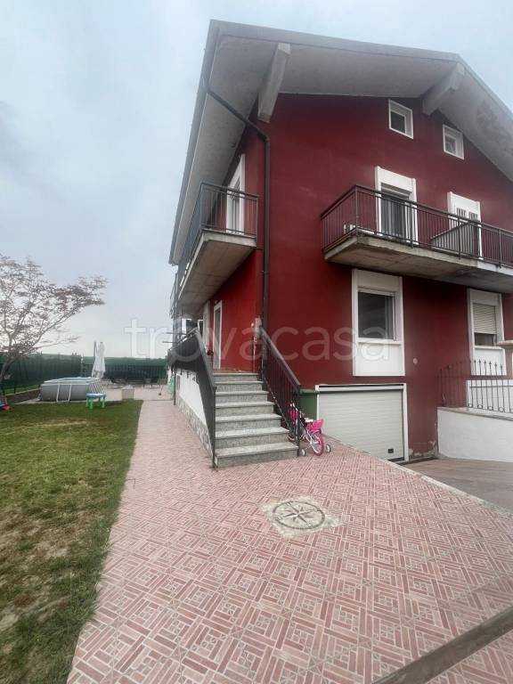 casa indipendente in vendita a Torrevecchia Pia