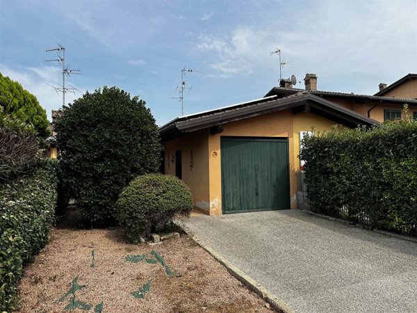 casa indipendente in vendita a Torrevecchia Pia in zona Vigonzone