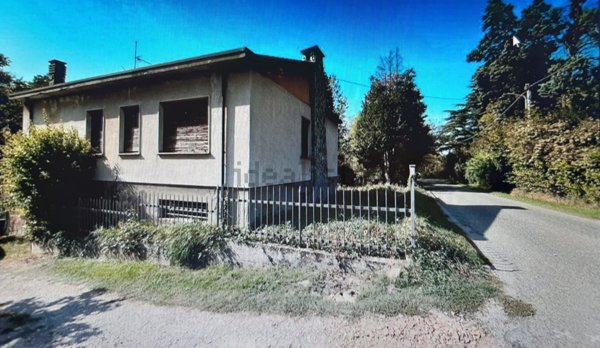 casa indipendente in vendita a Torricella Verzate
