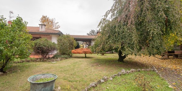 casa indipendente in vendita a Torricella Verzate