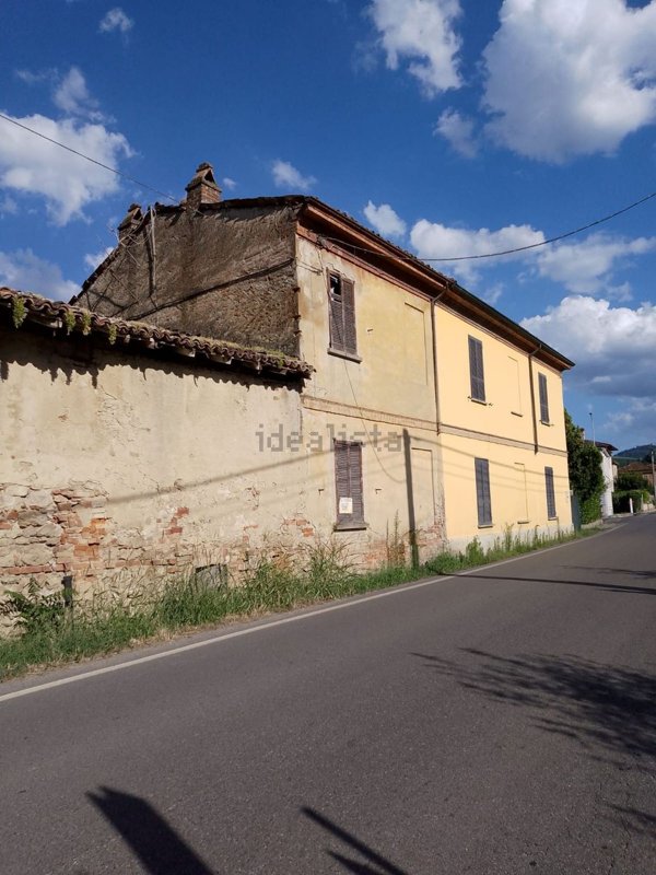 casale in vendita a Torricella Verzate